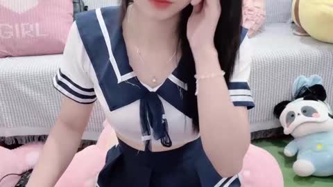 Snapshot of natycutiegirl chatting on 09-09-25, 02:22 Kiki online show from 09-09-25, 02:22