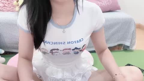 Kiki online show from 10-09-25, 03:04