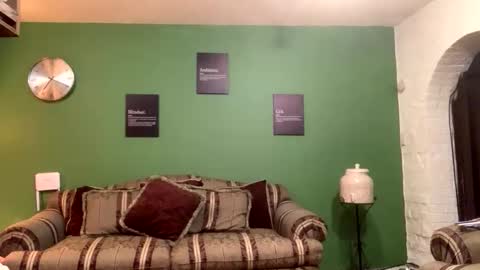 Natymia online show from 05-13-26, 01:19