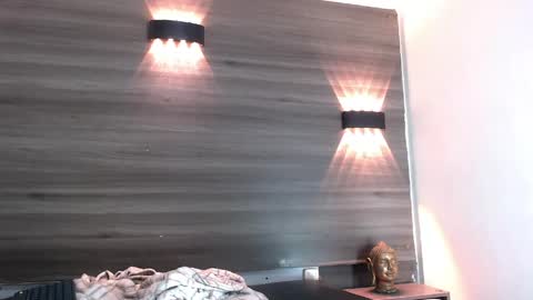 natzuki_ online show from 05-02-26, 08:03