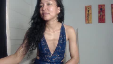 Stella Mcqueen online show from 01-20-25, 02:25