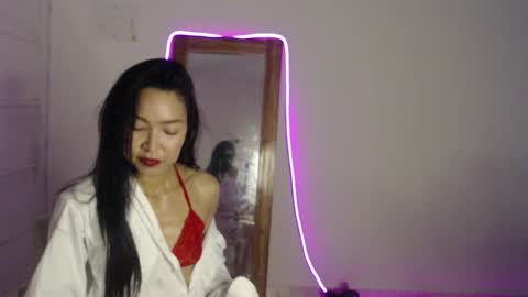 Stella Mcqueen online show from 03-19-26, 08:46