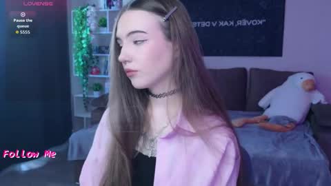 Snapshot of naugghtynikki chatting on 10-01-25, 04:07 Nikki online show from 10-01-25, 04:07