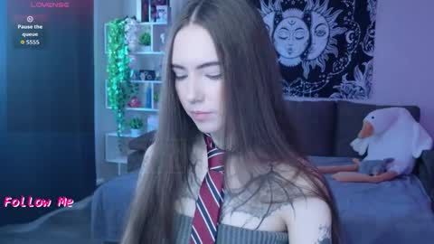 Snapshot of naugghtynikki chatting on 10-20-25, 05:30 Nikki online show from 10-20-25, 05:30