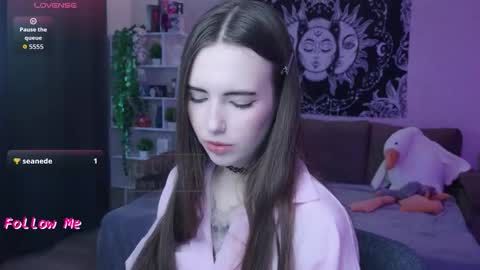 Snapshot of naugghtynikki chatting on 10-30-25, 04:03 Nikki online show from 10-30-25, 04:03