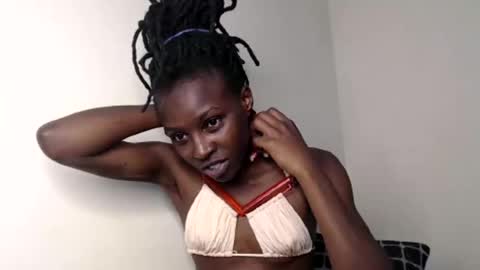 Snapshot of naught_ybabe chatting on 10-11-25, 02:22 naught_ybabe online show from 10-11-25, 02:22