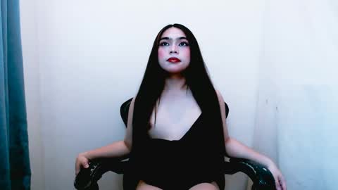 Snapshot of naughtcummer_yllana chatting on 05-01-26, 01:21 naughtcummer_yllana online show from 05-01-26, 01:21
