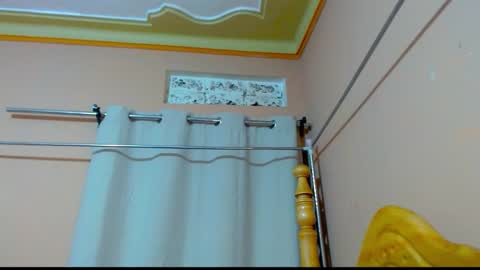 Snapshot of naughty253 chatting on 03-18-26, 11:52 naughtyxoxo online show from 03-18-26, 11:52