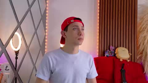 Christopher  Chris online show from 09-25-25, 11:58