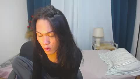 Snapshot of naughty_betany chatting on 02-08-25, 12:28 naughty_betany online show from 02-08-25, 12:28