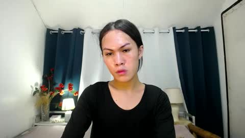 Snapshot of naughty_betany chatting on 02-19-25, 11:17 naughty_betany online show from 02-19-25, 11:17