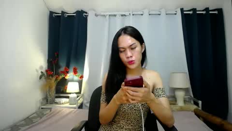Snapshot of naughty_betany chatting on 02-21-25, 01:22 naughty_betany online show from 02-21-25, 01:22