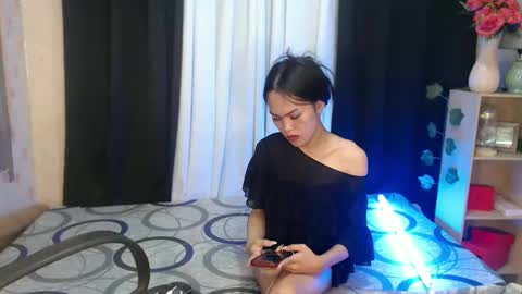 Snapshot of naughty_betany chatting on 02-22-25, 08:50 naughty_betany online show from 02-22-25, 08:50