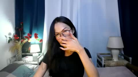 Snapshot of naughty_betany chatting on 02-23-25, 06:01 naughty_betany online show from 02-23-25, 06:01