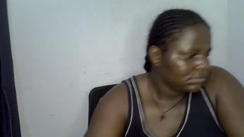 Snapshot of naughty_bitch0 chatting on 06-10-26, 08:24 Jasmin online show from 06-10-26, 08:24