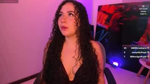 Snapshot of naughty_butt chatting on 11-15-25, 11:54 Megan online show from 11-15-25, 11:54