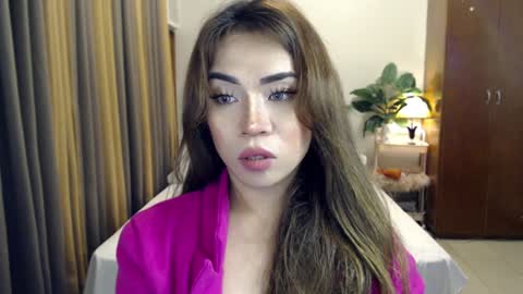 Queen Jess online show from 01-24-25, 08:13