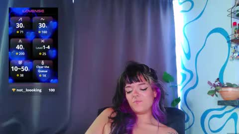 Em  please help me reach 100 thumbs up 3 online show from 09-09-25, 06:29