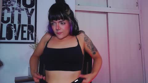 Em  please help me reach 100 thumbs up 3 online show from 09-27-25, 07:46