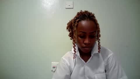 Snapshot of naughty_kesh chatting on 05-08-26, 02:22 kesh online show from 05-08-26, 02:22