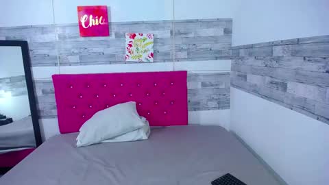 naughty_neighbor_ online show from 05-07-26, 03:12
