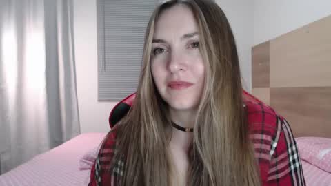 Snapshot of naughty_popa chatting on 02-19-25, 04:23 Ann online show from 02-19-25, 04:23