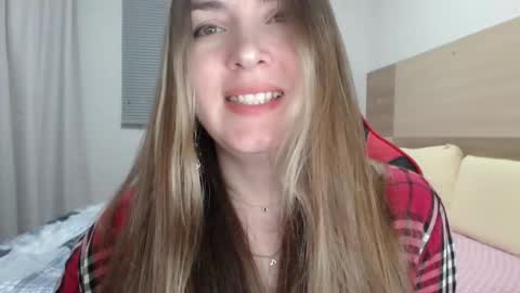 Snapshot of naughty_popa chatting on 09-22-25, 02:57 Ann online show from 09-22-25, 02:57