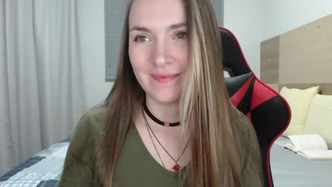 Snapshot of naughty_popa chatting on 10-11-25, 02:44 Ann online show from 10-11-25, 02:44