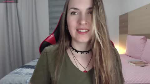 Snapshot of naughty_popa chatting on 11-17-25, 02:17 Ann online show from 11-17-25, 02:17