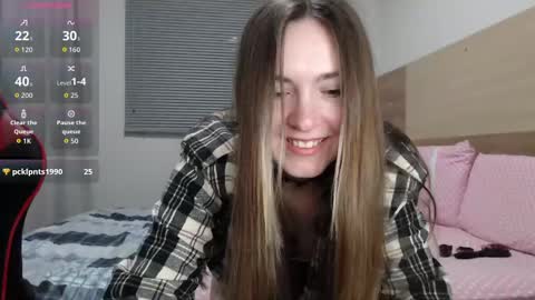 Snapshot of naughty_popa chatting on 11-19-25, 04:23 Ann online show from 11-19-25, 04:23