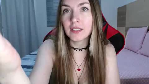 Snapshot of naughty_popa chatting on 11-25-25, 06:08 Ann online show from 11-25-25, 06:08