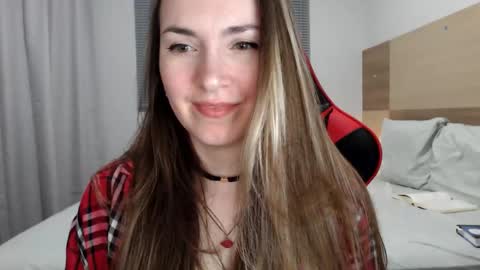 Snapshot of naughty_popa chatting on 12-15-25, 01:43 Ann online show from 12-15-25, 01:43