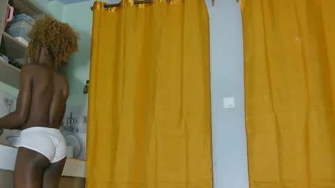 sexxy online show from 10-01-25, 04:35