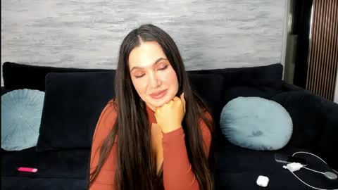 Elena online show from 05-12-26, 10:29
