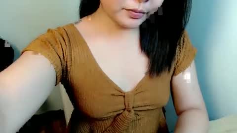 Snapshot of naughty_riez chatting on 02-12-26, 11:49 naughty_riez online show from 02-12-26, 11:49