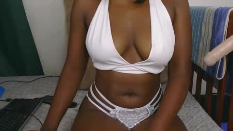 naughty_shaz online show from 03-21-26, 12:04