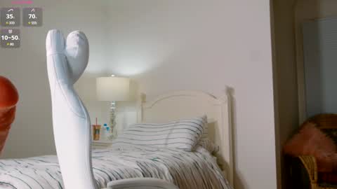 Tilly Mae online show from 12-13-24, 06:42