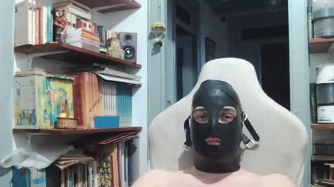Snapshot of naughtyandperv chatting on 12-19-24, 04:57 naughtyandperv online show from 12-19-24, 04:57