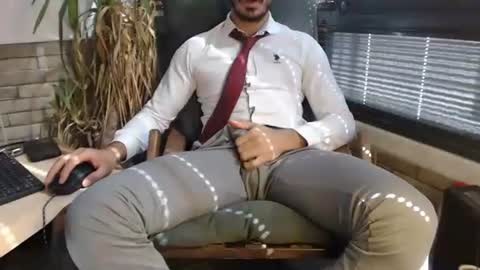 naughty pervert masterboy online show from 03-06-25, 09:14