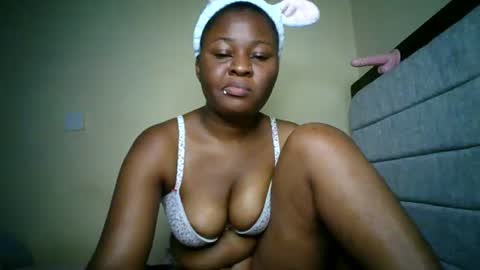 MUMU online show from 06-23-26, 10:08