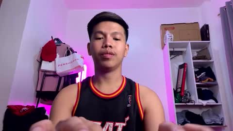 Arch online show from 10-12-25, 04:50