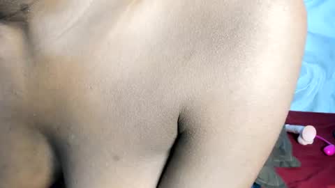 naughtybutterfly6 online show from 05-05-26, 04:09