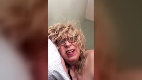 Snapshot of naughtycdgurl chatting on 04-03-26, 08:07 naughtycdgurl online show from 04-03-26, 08:07