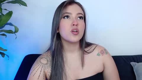 Snapshot of naughtycurvybbx chatting on 02-20-25, 06:39 LANAindependent model online show from 02-20-25, 06:39