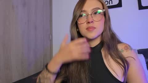 Snapshot of naughtycurvybbx chatting on 09-27-25, 04:50 LANAindependent model online show from 09-27-25, 04:50