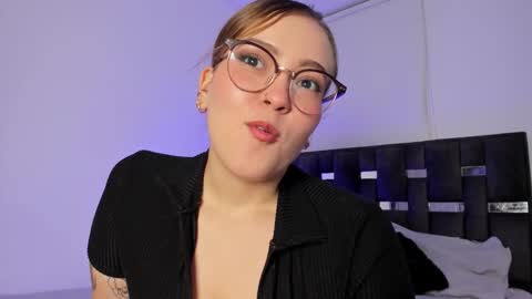 LANAindependent model online show from 10-29-25, 05:10