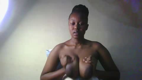 Shee online show from 02-14-26, 10:01