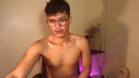 Snapshot of naughtyjosh_ chatting on 10-24-25, 07:16 Josh online show from 10-24-25, 07:16