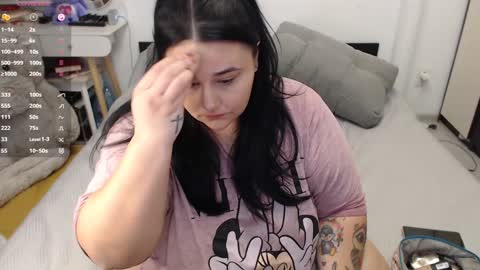 Chris online show from 02-08-25, 01:44