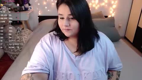 Chris online show from 10-19-25, 04:46